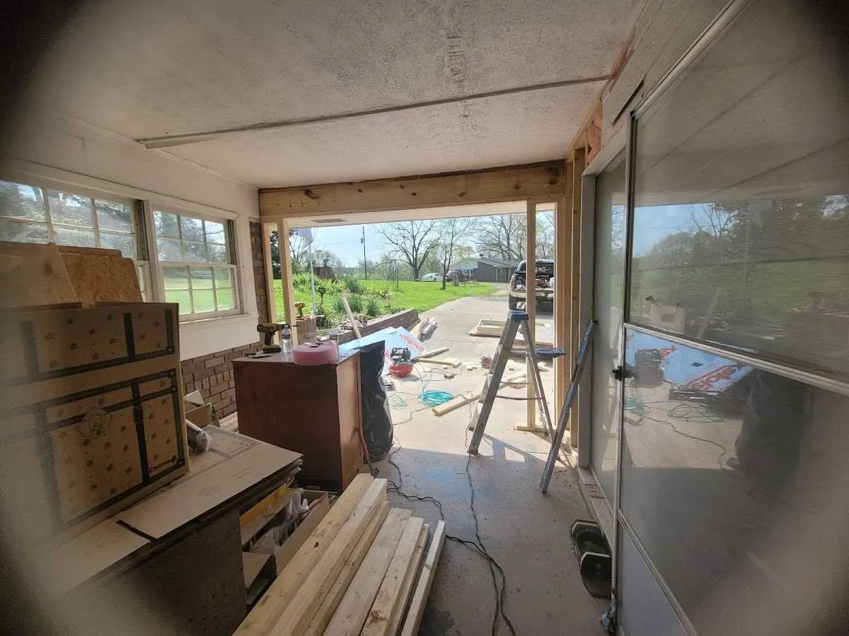 Air movers and dehumidifier for Water Mitigation Services in Talent